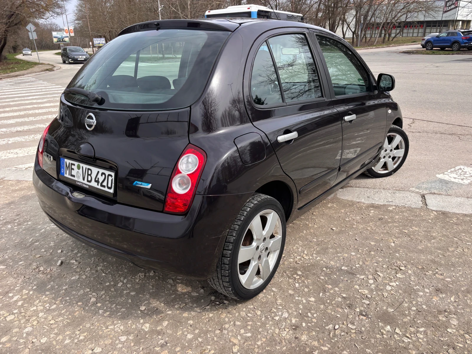 Nissan Micra 1.3i, снимка 7 - Автомобили и джипове - 54035257