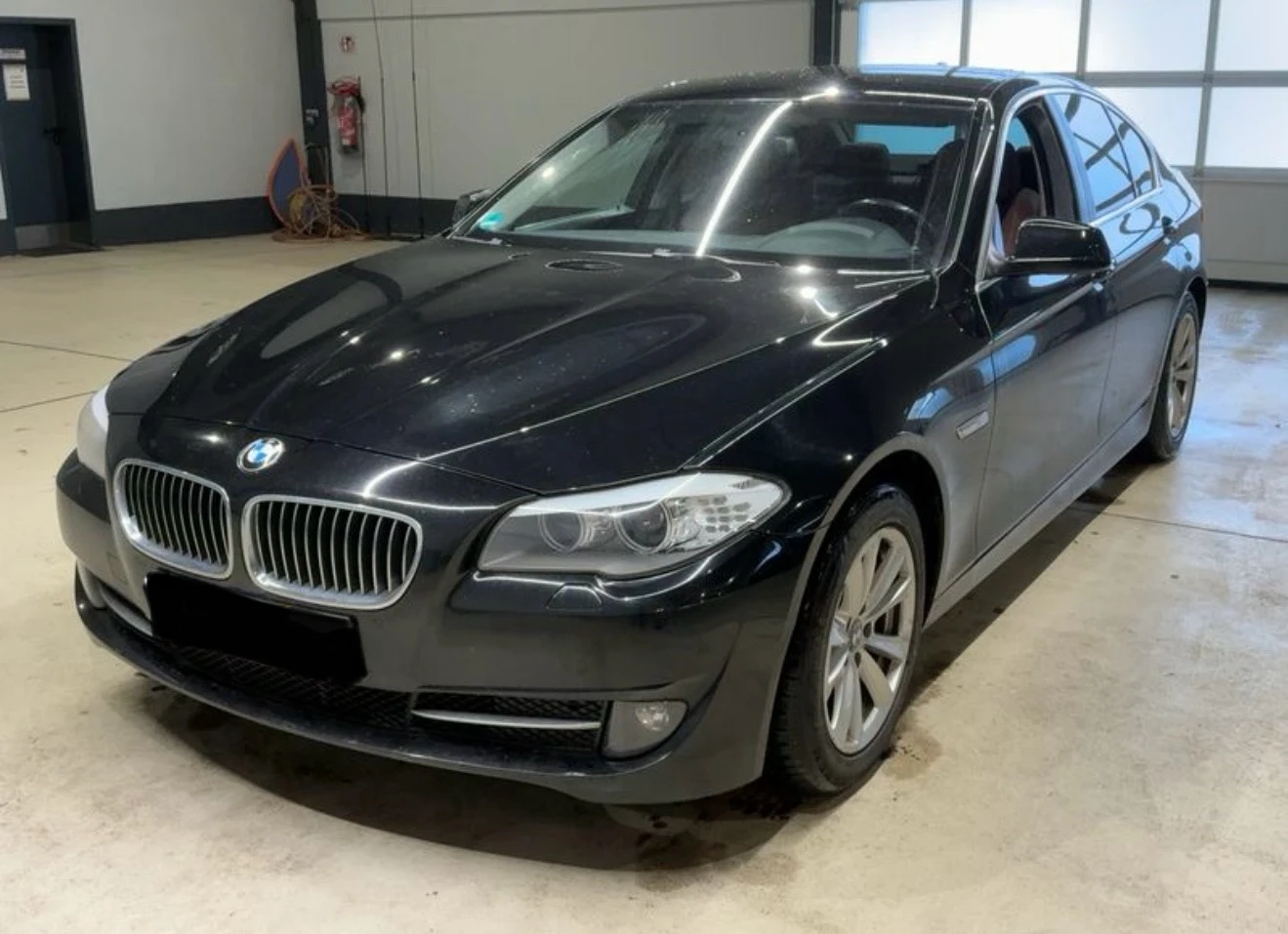 BMW 530 258КС* ПОДГРЕВ* ОБДУХВАНЕ* 8HP-ZF