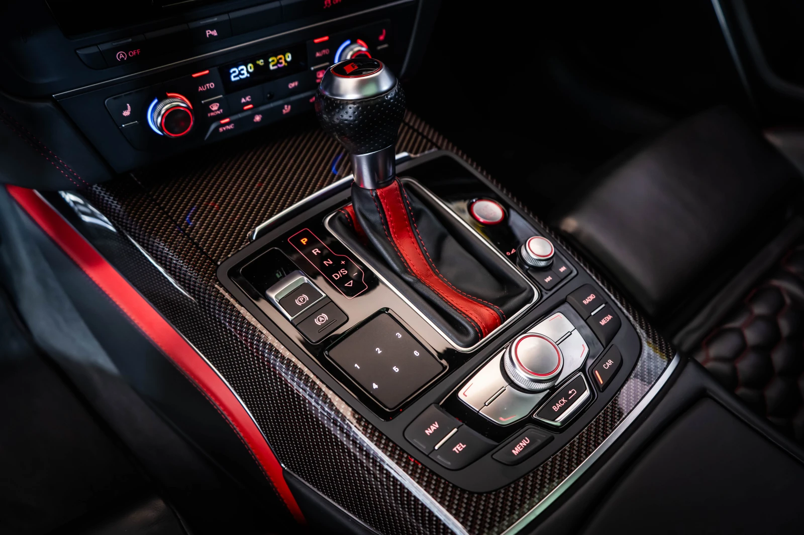 Audi Rs6 * Performance* B&O* HUD* ACC* SOFT-CLOSE* 360, снимка 9 - Автомобили и джипове - 54331431