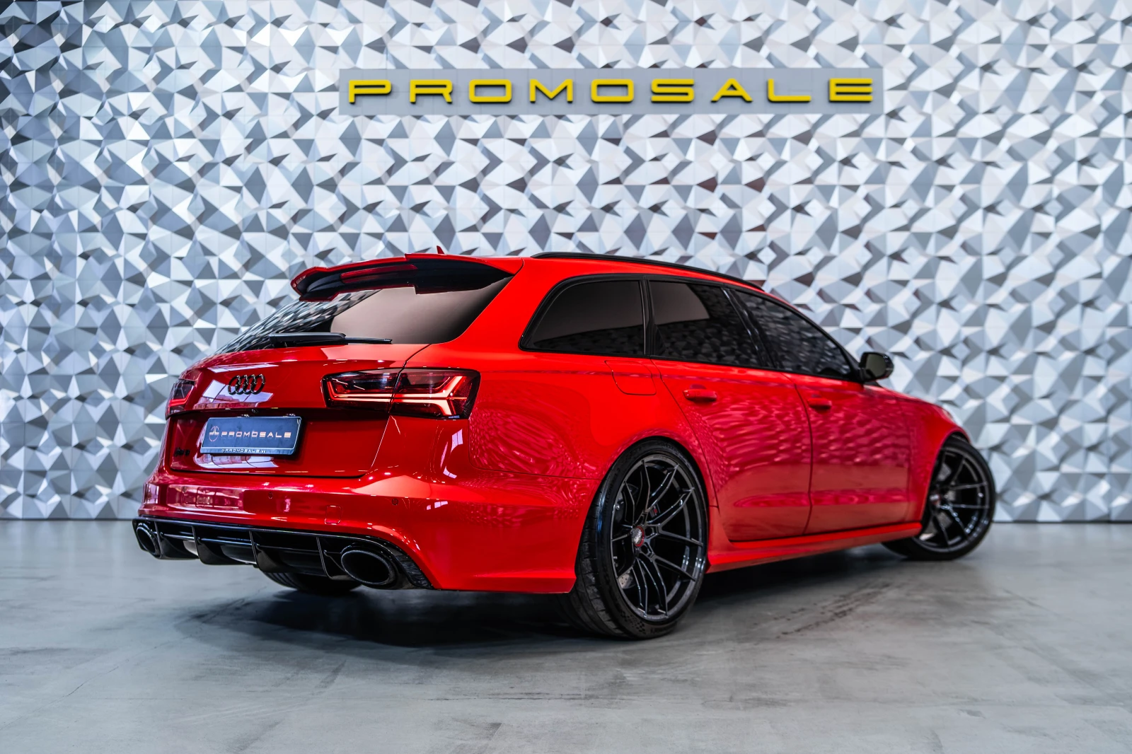 Audi Rs6 * Performance* B&O* HUD* ACC* SOFT-CLOSE* 360, снимка 4 - Автомобили и джипове - 54331431