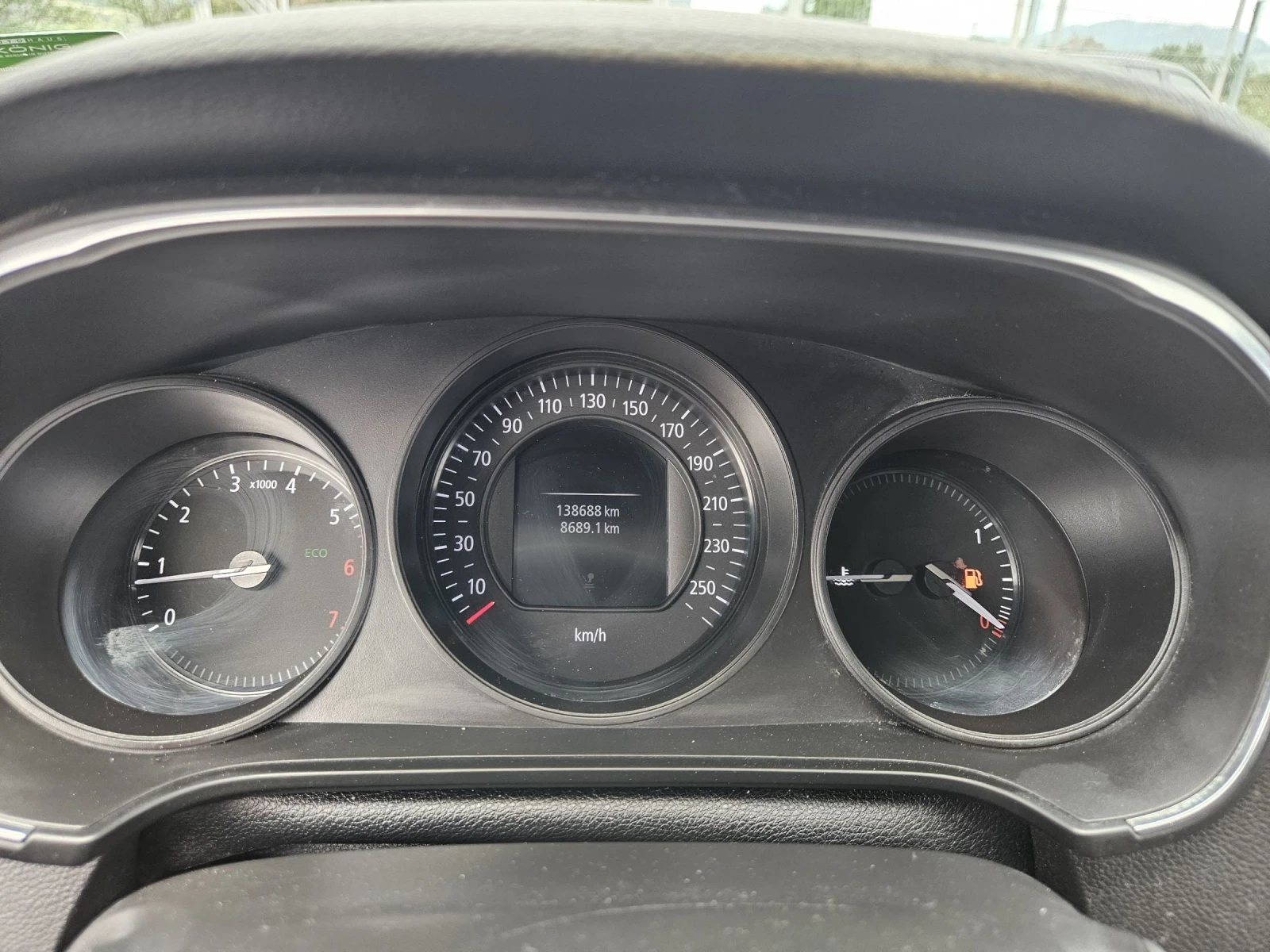 Renault Megane 1.2 Turbo euro6, снимка 14 - Автомобили и джипове - 54608033