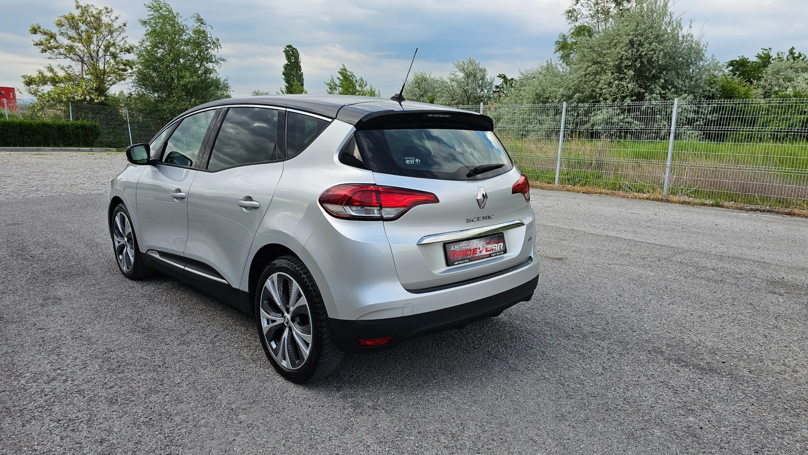 Renault Scenic 1.5DCI 6ск.FACE NAVI CAMERA EVRO6, снимка 3 - Автомобили и джипове - 54614529