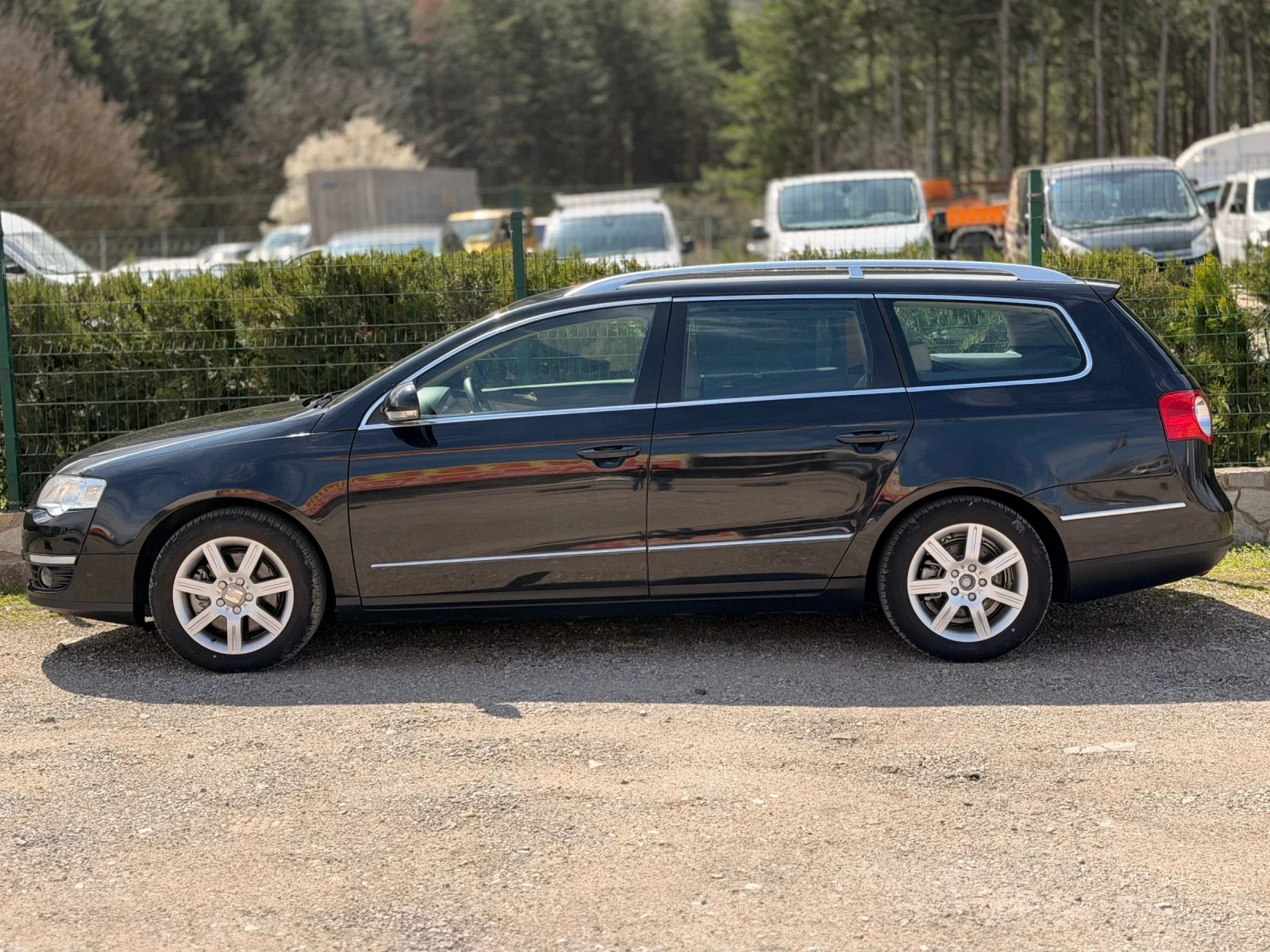 VW Passat 2.0 TDI Highline, снимка 7 - Автомобили и джипове - 54822779