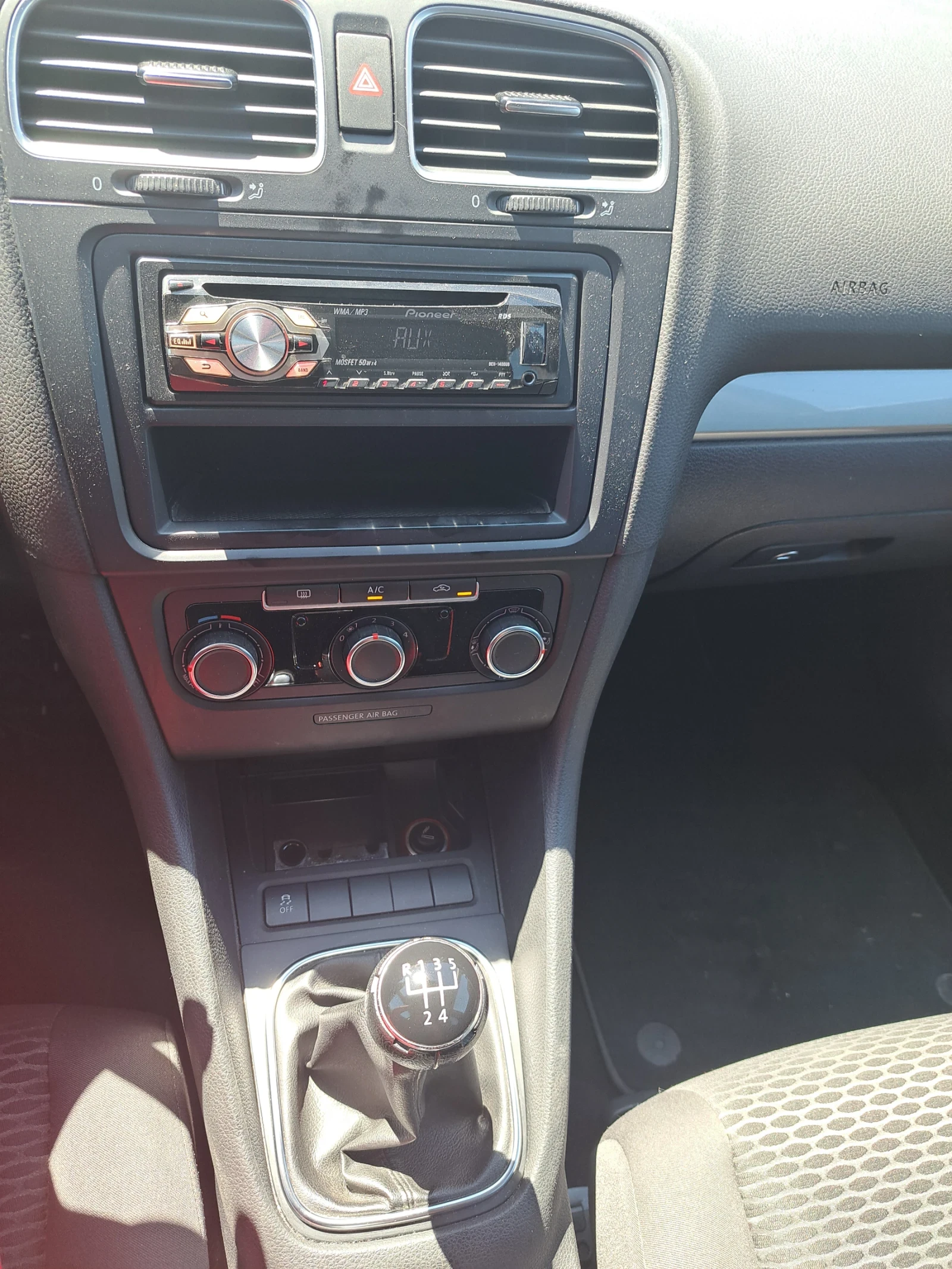 VW Golf, снимка 14 - Автомобили и джипове - 54848302