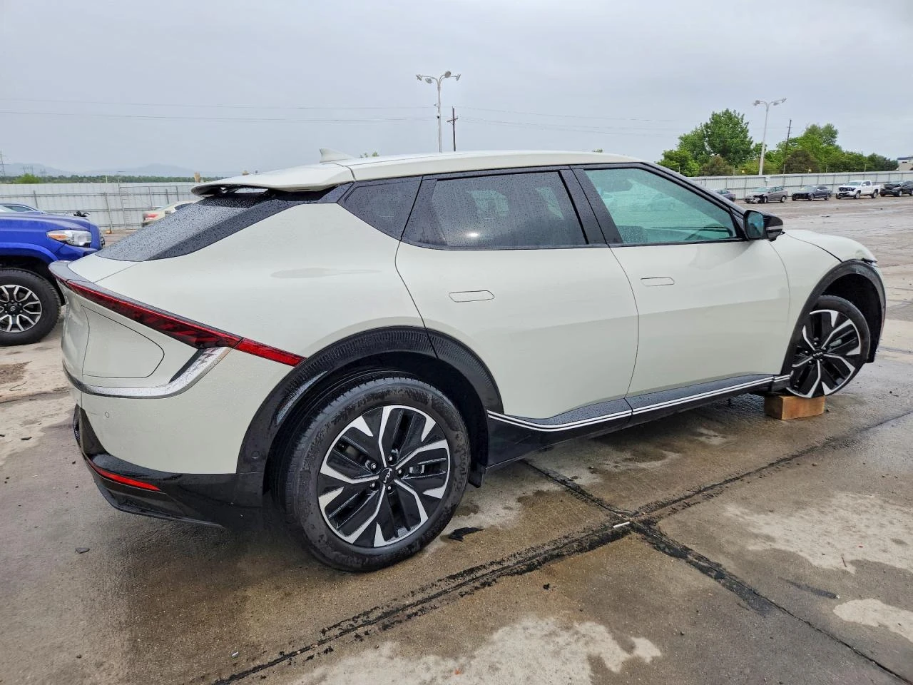 Kia EV6 WIND !УНИКАТ! #ПЪЛНО ОБОРУДВАНЕ# !ПАНОРАМА, снимка 6 - Автомобили и джипове - 55040295