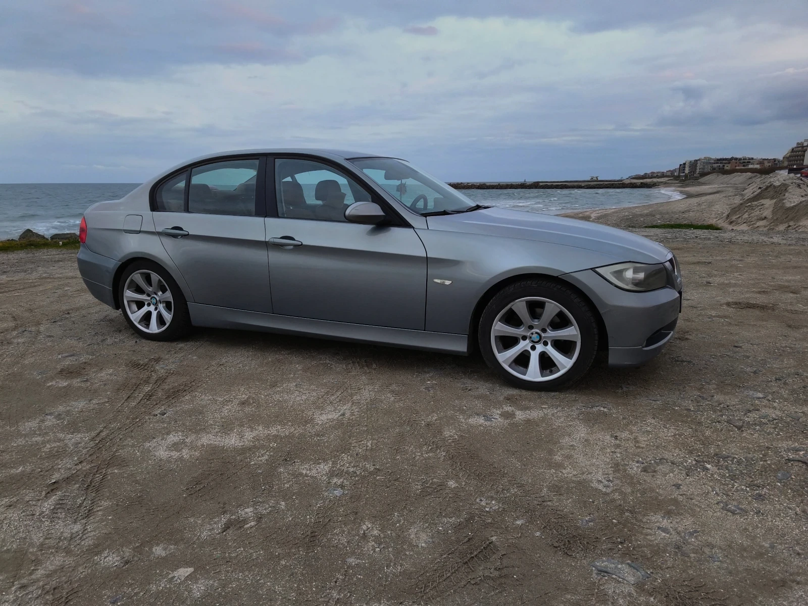 BMW 318 318i LPG, снимка 3 - Автомобили и джипове - 55144216