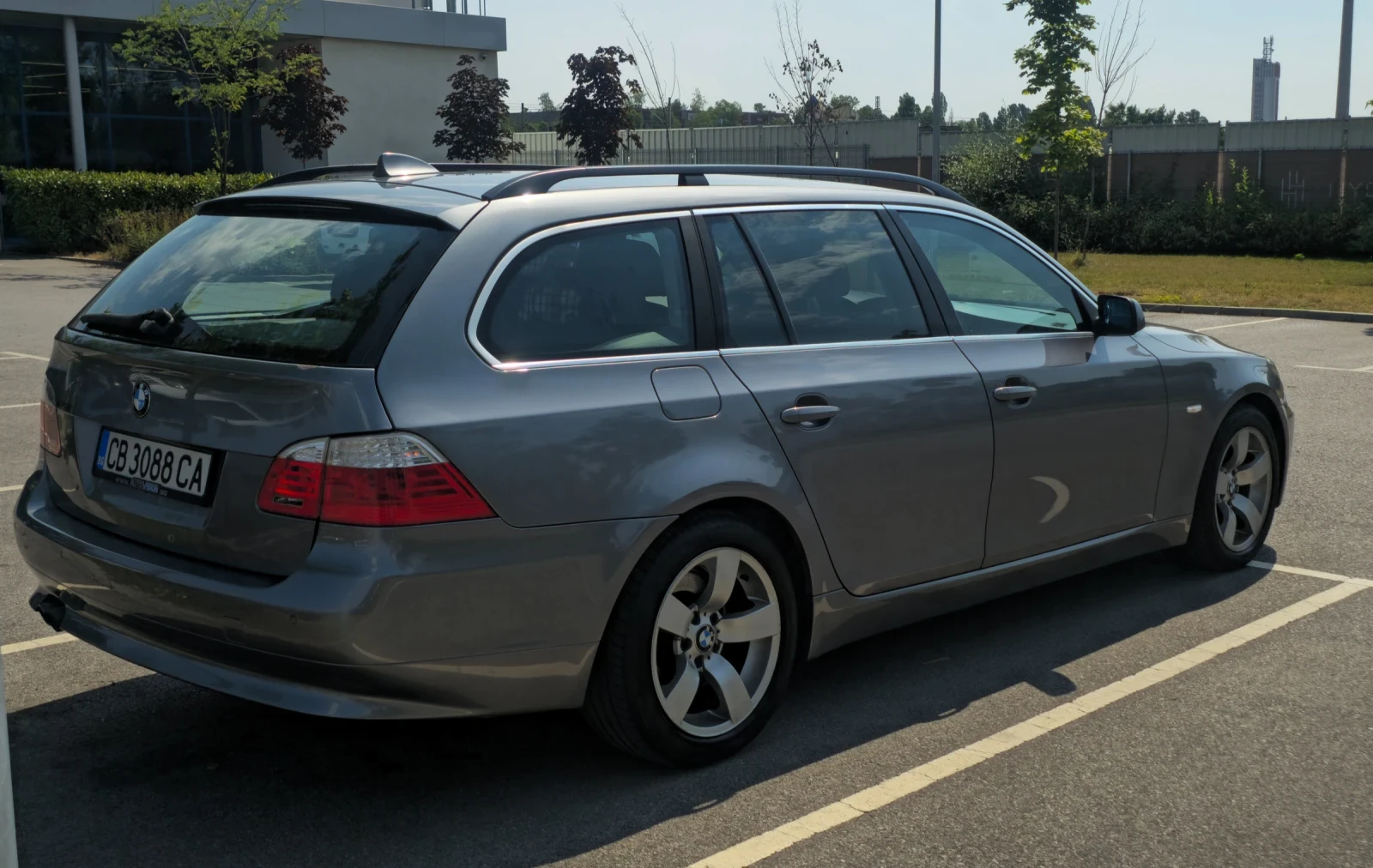 BMW 530 Facelift SAT, снимка 4 - Автомобили и джипове - 55144674