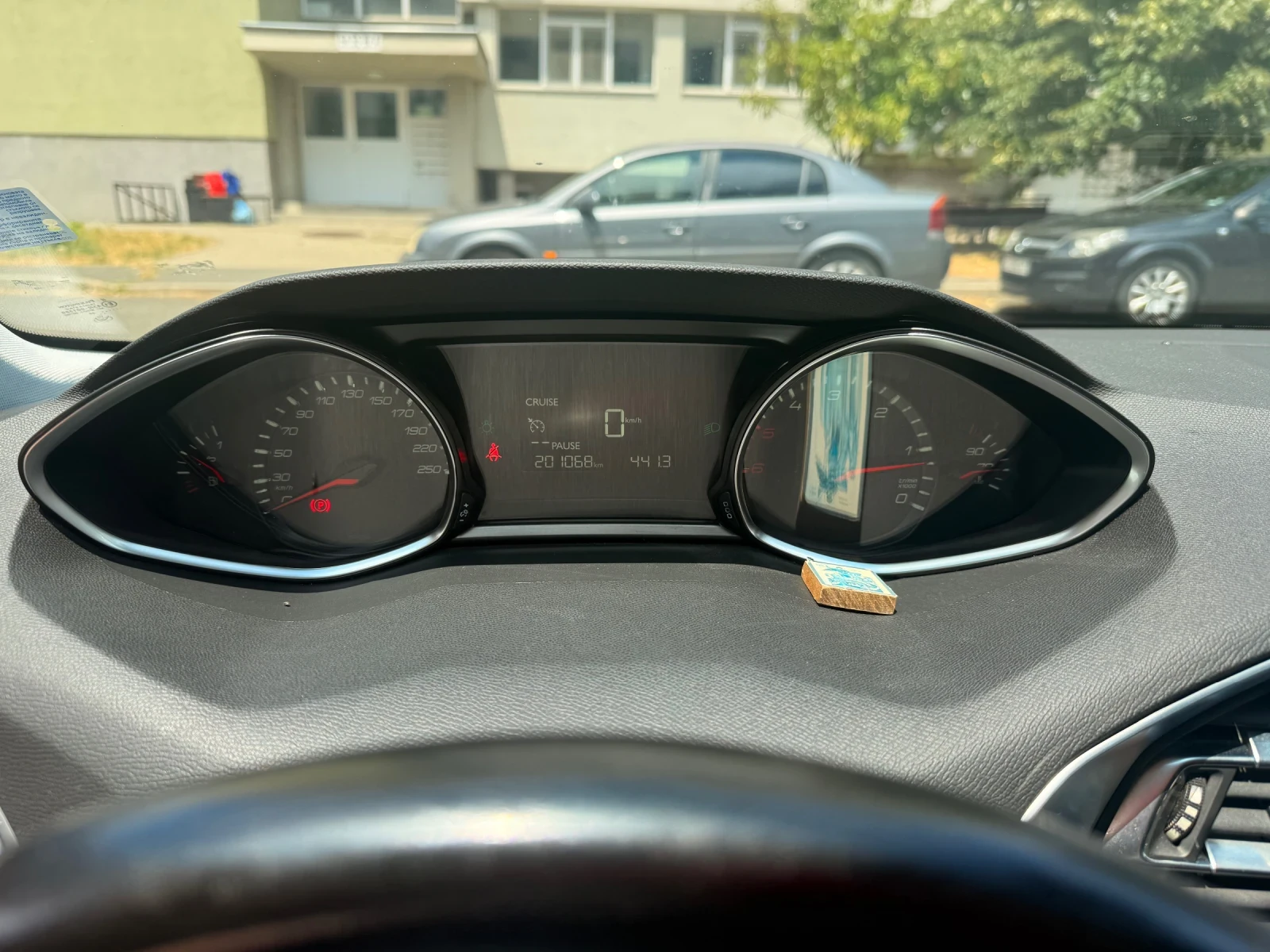 Peugeot 308 1.6 BlueHDI, снимка 5 - Автомобили и джипове - 55211213