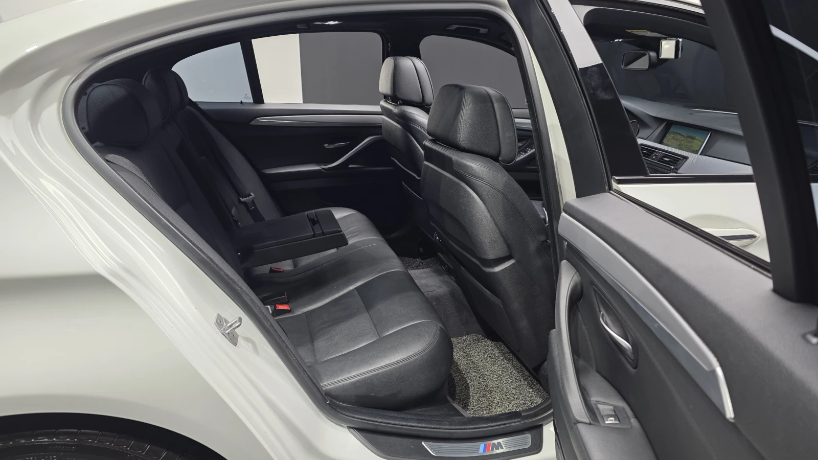BMW 550 M550D Xdrive Aerodynamic | Mobile.bg � ����������� 16