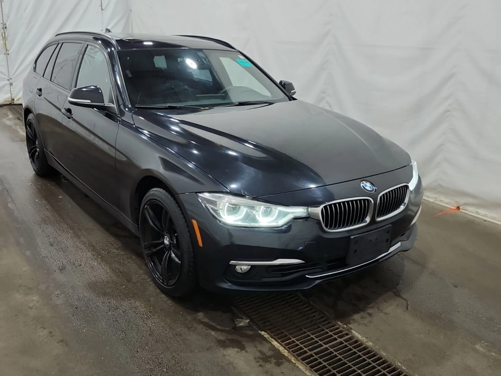 BMW 328 xDrive * No Accidents * АвтоКредит * (ЦЕНА ДО БГ), снимка 3 - Автомобили и джипове - 55514764