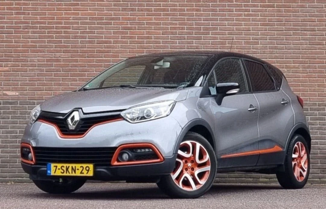 Renault Captur 1.2TCe Automatic Orange Edition 