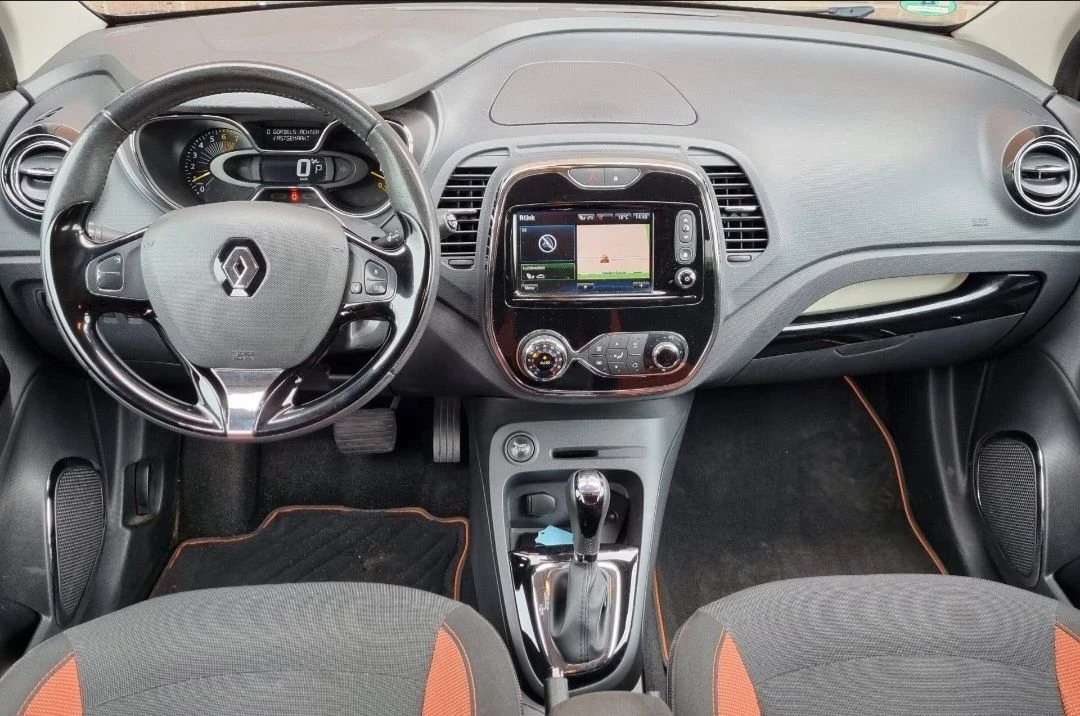 Renault Captur 1.2TCe Automatic Orange Edition , снимка 8 - Автомобили и джипове - 55694569