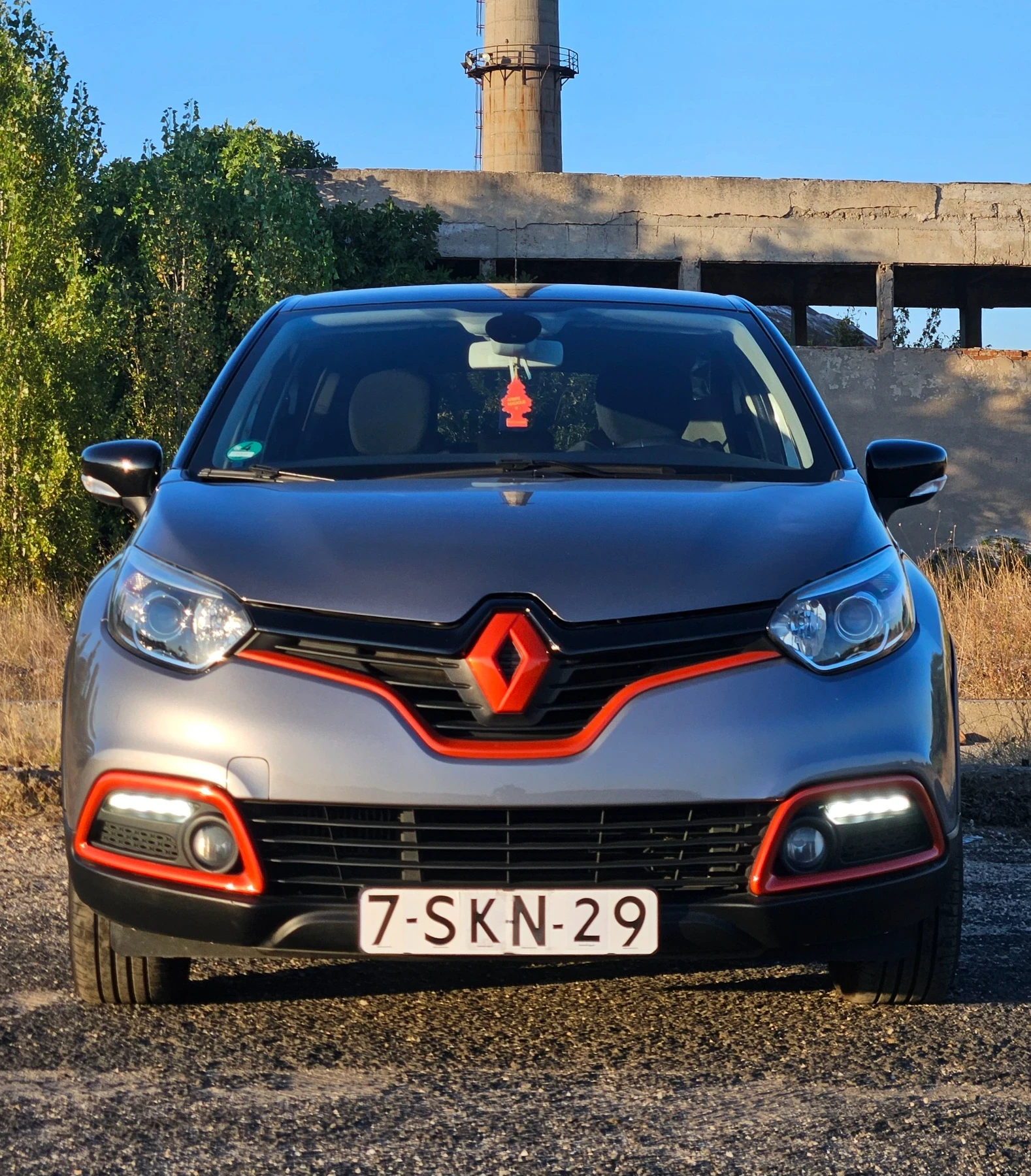 Renault Captur 1.2TCe Automatic Orange Edition 