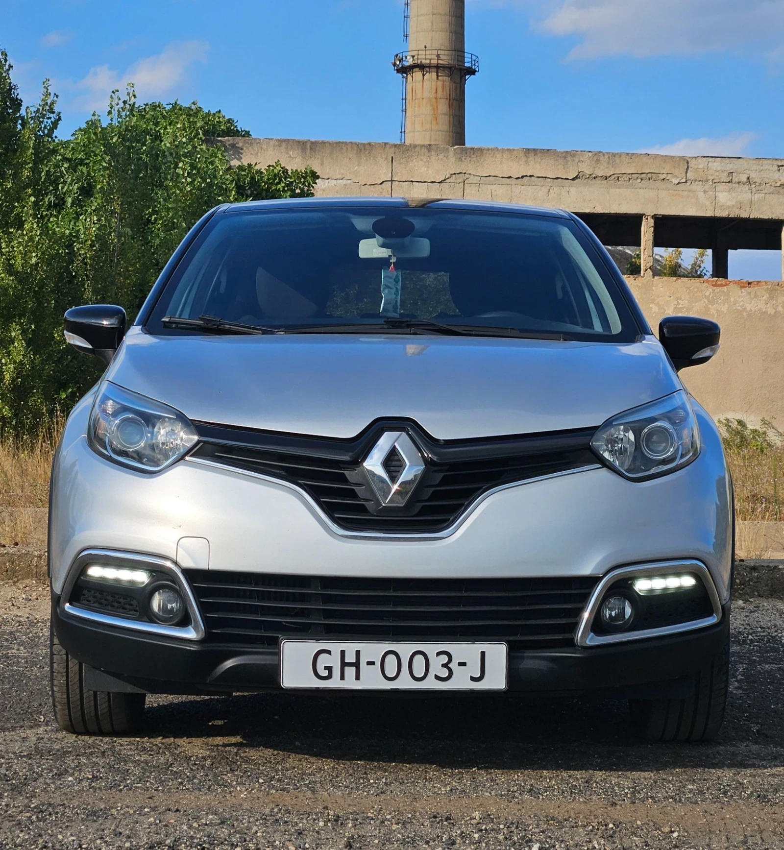 Renault Captur Dynamique R-Link 2015, снимка 2 - Автомобили и джипове - 55694569