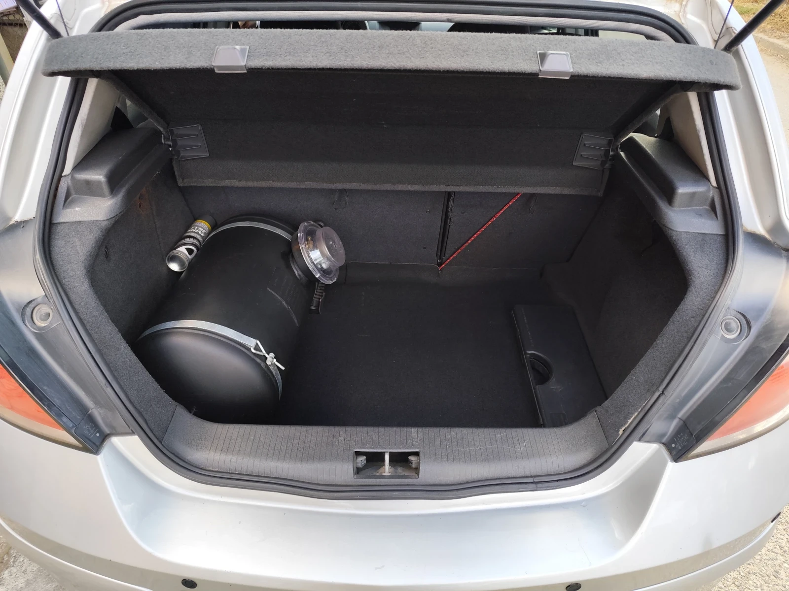 Opel Astra, снимка 12 - Автомобили и джипове - 55645353