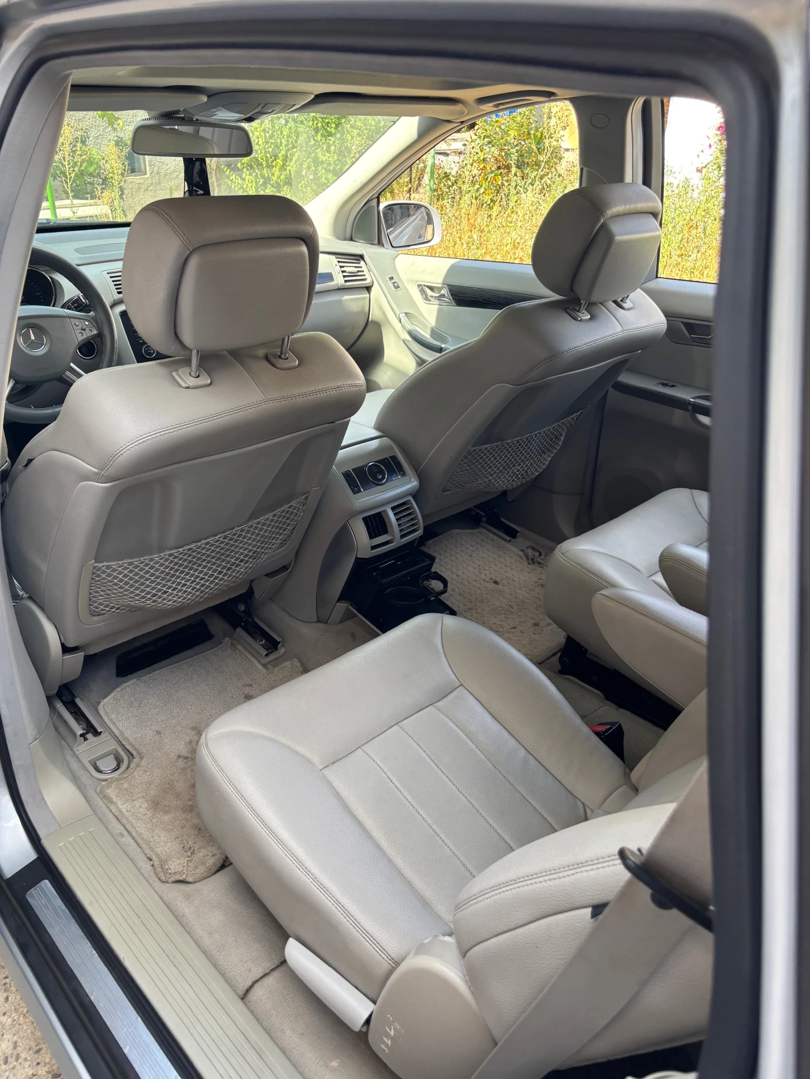 Mercedes-Benz R 320, снимка 14 - Автомобили и джипове - 55657497