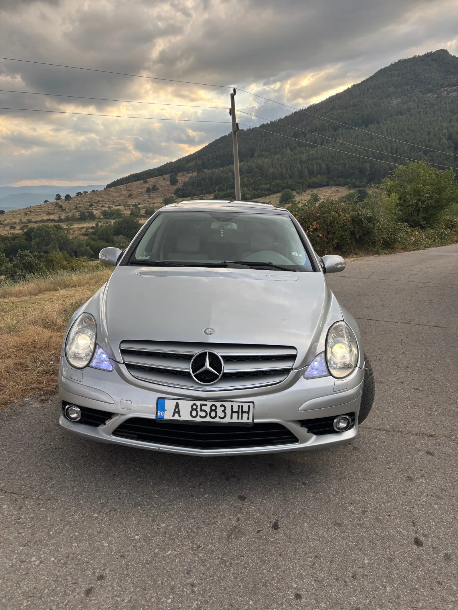 Mercedes-Benz R 320, снимка 2 - Автомобили и джипове - 55657497