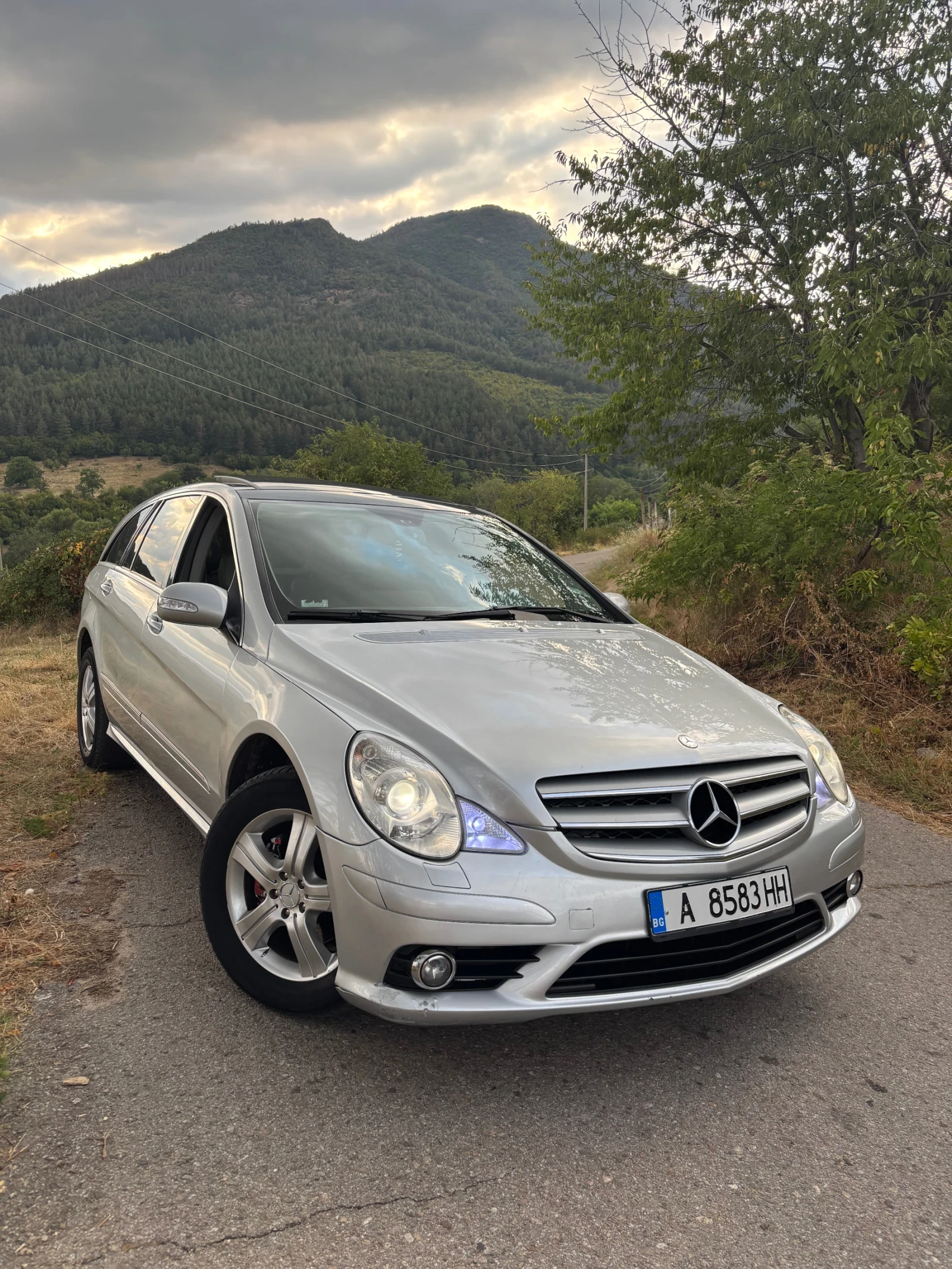 Mercedes-Benz R 320, снимка 3 - Автомобили и джипове - 55657497