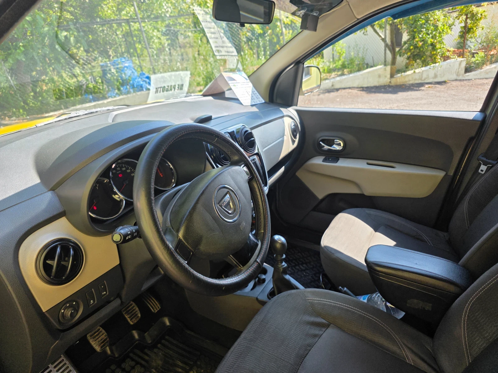 Dacia Lodgy 1, 5 dci, снимка 6 - Автомобили и джипове - 55804804