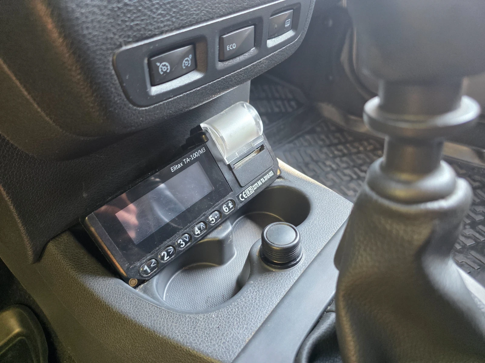 Dacia Lodgy 1, 5 dci, снимка 9 - Автомобили и джипове - 55804804