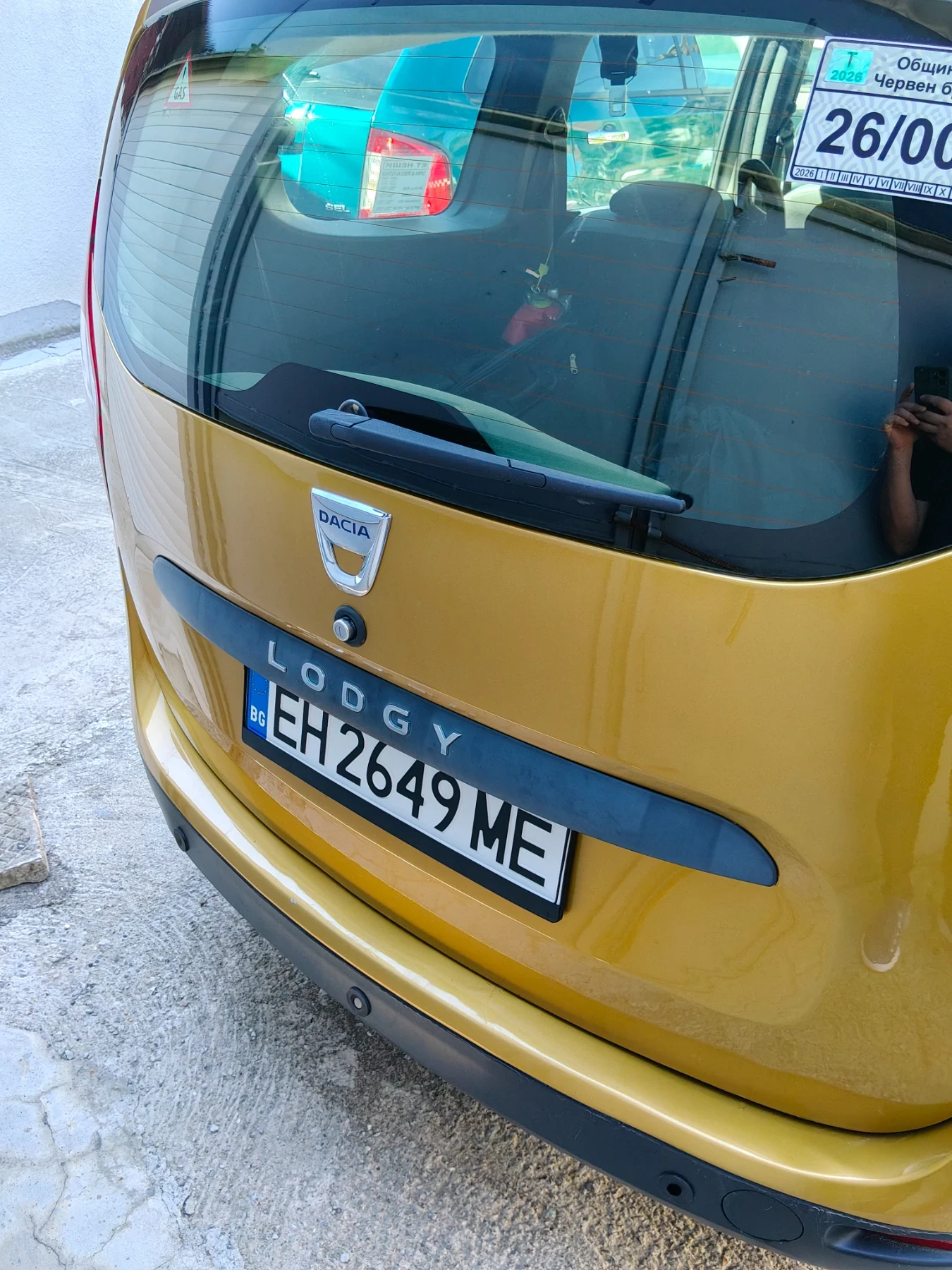 Dacia Lodgy, снимка 4 - Автомобили и джипове - 56116550