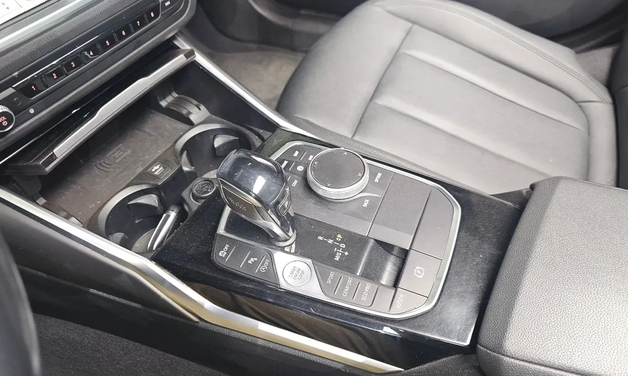 BMW 320, снимка 5 - Автомобили и джипове - 56131663