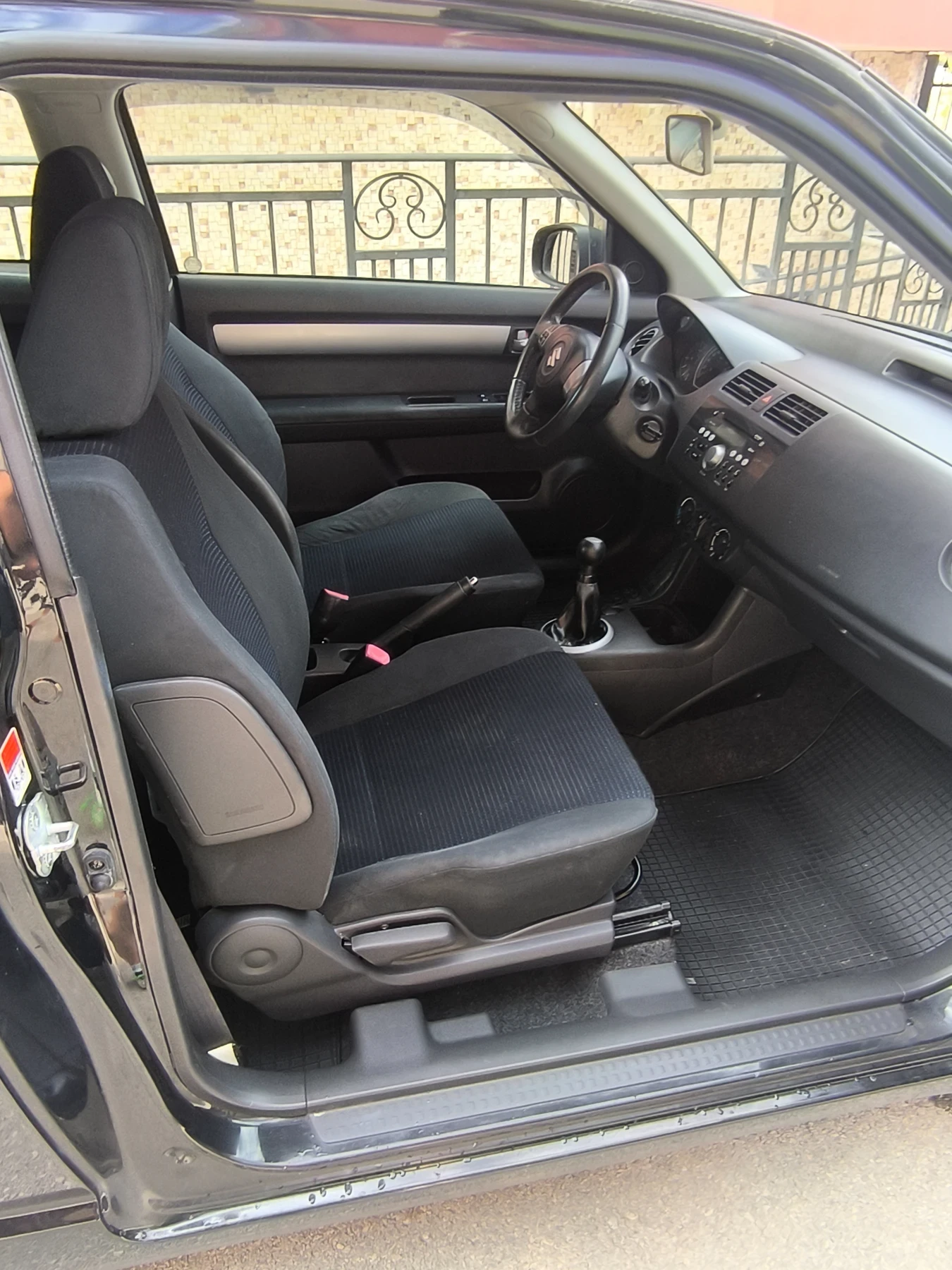 Suzuki Swift, снимка 10 - Автомобили и джипове - 56463641