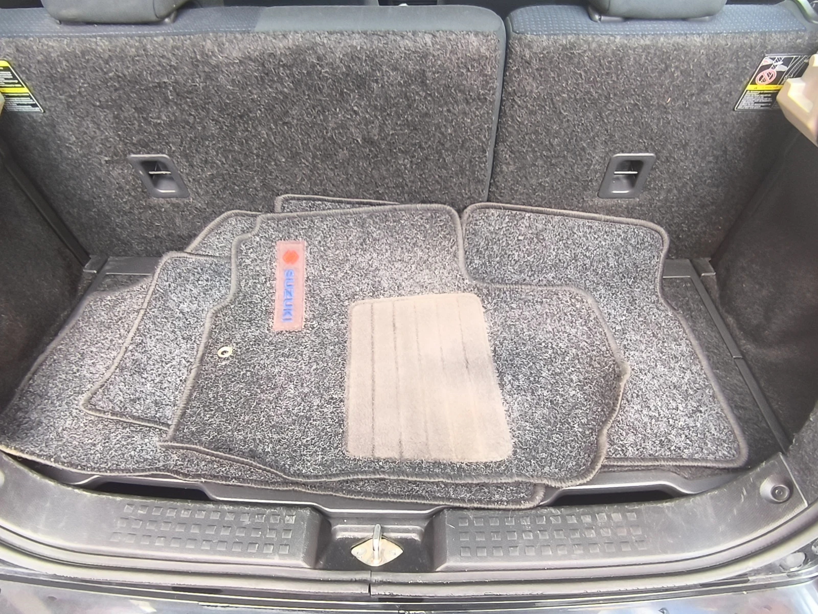 Suzuki Swift, снимка 9 - Автомобили и джипове - 56463641
