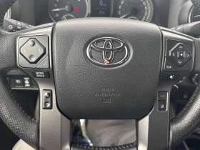 Toyota Tacoma | 4x4 Double Cab SB | CARFAX | 360 , снимка 14