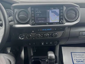 Toyota Tacoma | 4x4 Double Cab SB | CARFAX | 360 , снимка 10