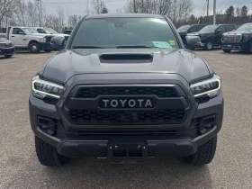 Toyota Tacoma | 4x4 Double Cab SB | CARFAX | 360 , снимка 5