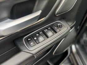 Dodge RAM 1500 Rebel Crew Cab 4WD, снимка 15