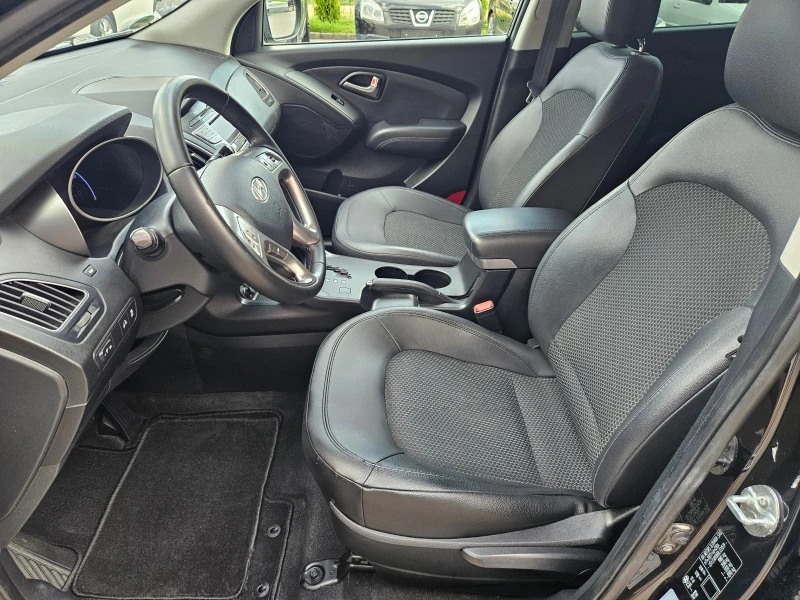 Hyundai IX35 2.0i (163 Hp) AT, снимка 10 - Автомобили и джипове - 51368676