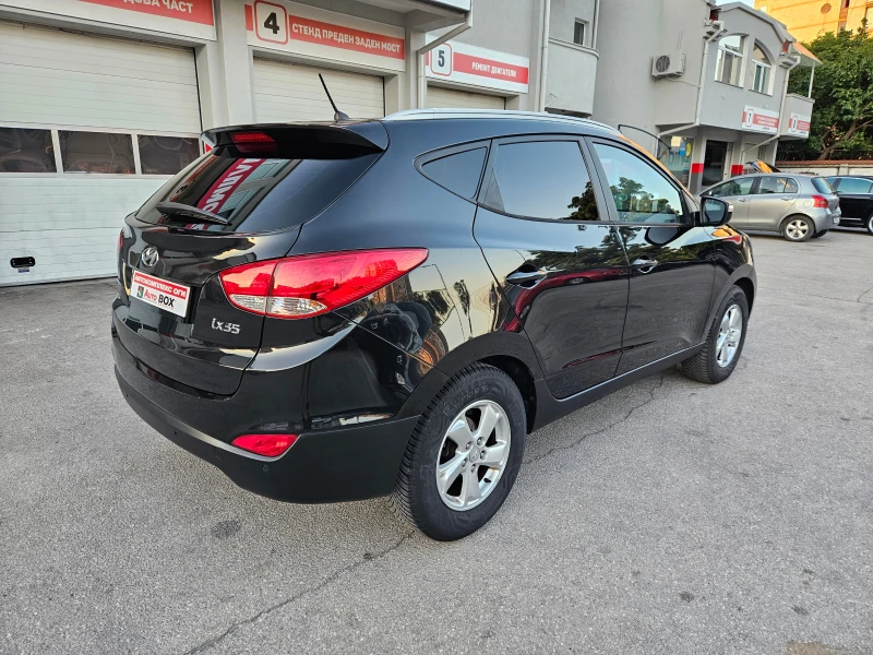 Hyundai IX35 2.0i (163 Hp) AT, снимка 5 - Автомобили и джипове - 51368676