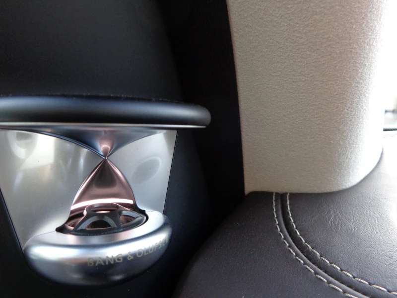 Mercedes-Benz GLS 400 DESIGNO, снимка 17 - Автомобили и джипове - 52581254