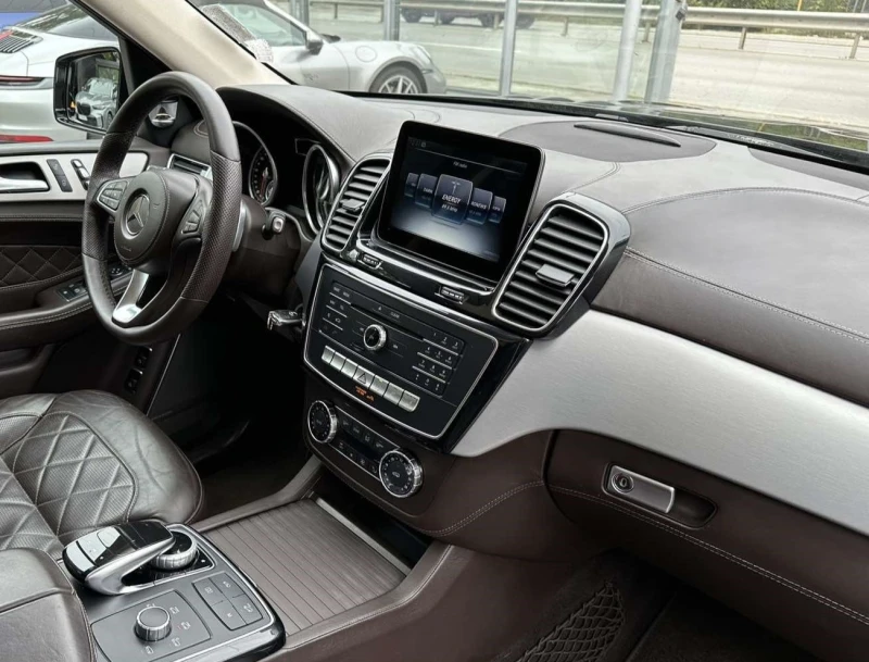 Mercedes-Benz GLS 400 DESIGNO, снимка 12 - Автомобили и джипове - 52581254