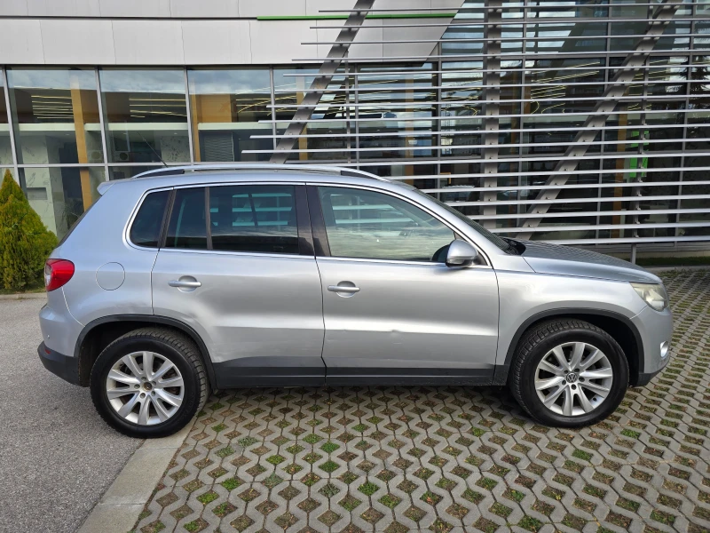 VW Tiguan 2.0 TDI 140 к.с. 4х4 автоматик, снимка 6 - Автомобили и джипове - 53136002