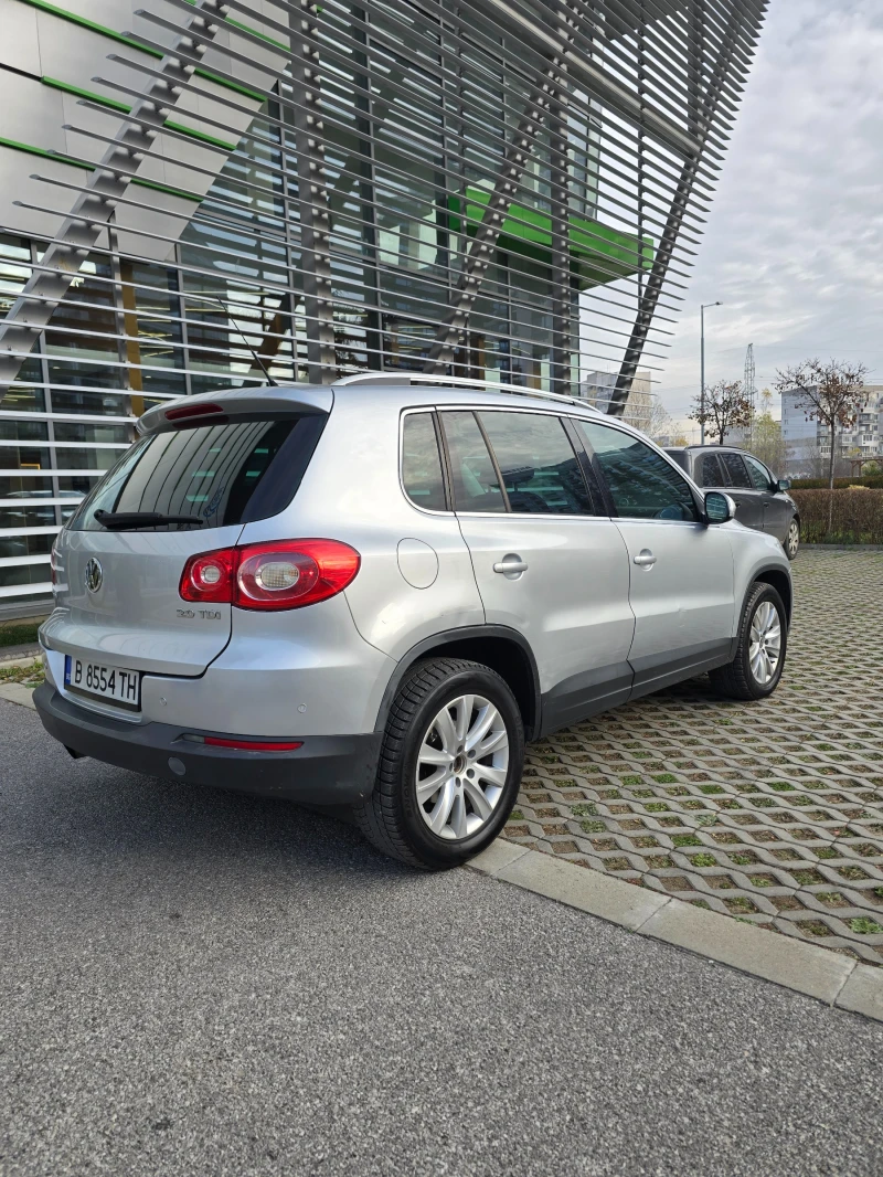 VW Tiguan 2.0 TDI 140 к.с. 4х4 автоматик, снимка 5 - Автомобили и джипове - 53136002
