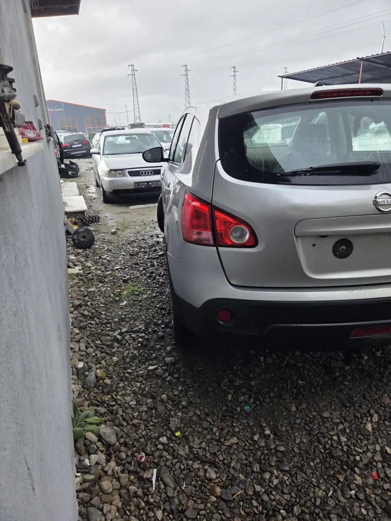 Nissan Qashqai, снимка 6 - Автомобили и джипове - 53229047