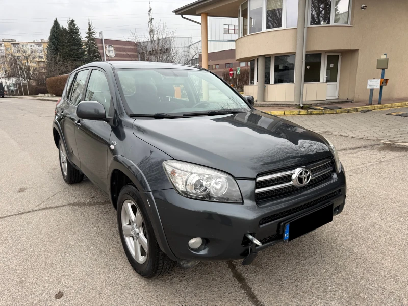 Toyota Rav4 2.2 D-CAT, снимка 3 - Автомобили и джипове - 53418953