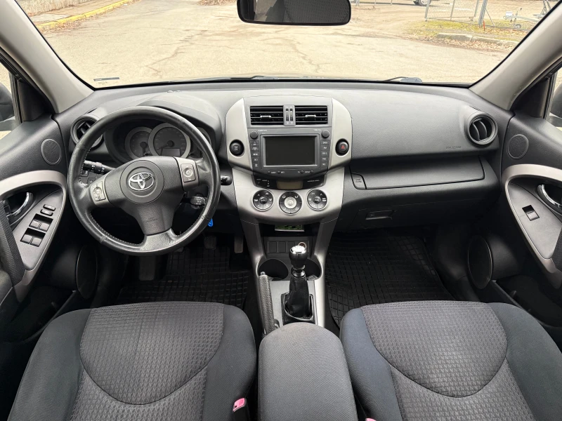 Toyota Rav4 2.2 D-CAT, снимка 12 - Автомобили и джипове - 53418953