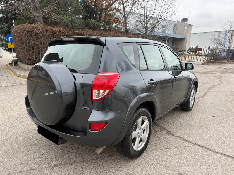 Toyota Rav4 2.2 D-CAT, снимка 7 - Автомобили и джипове - 53418953