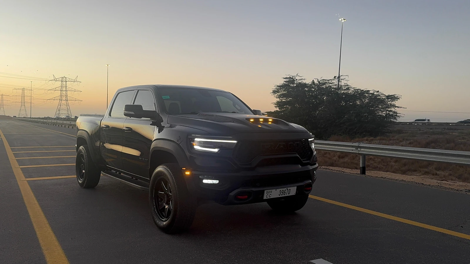 Dodge RAM 1500 Bighorn 4X4 - изображение 2