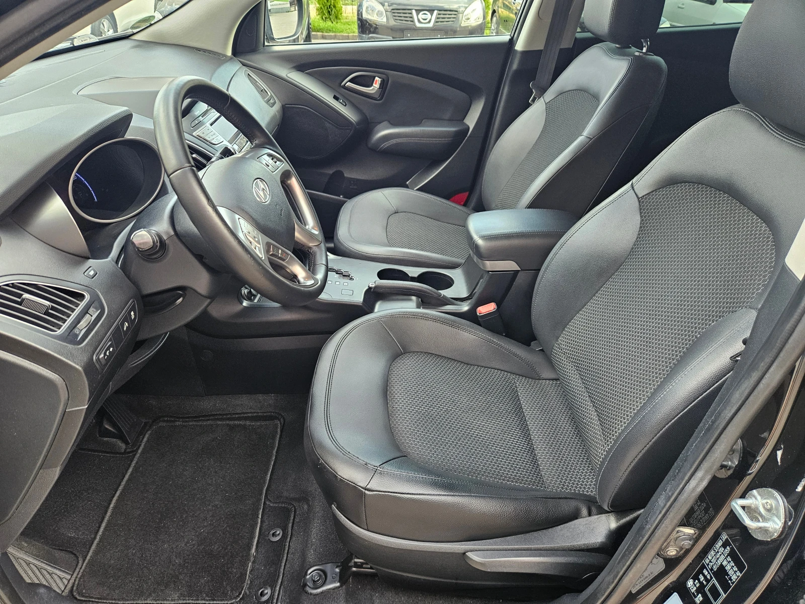 Hyundai IX35 2.0i (163 Hp) AT - изображение 10