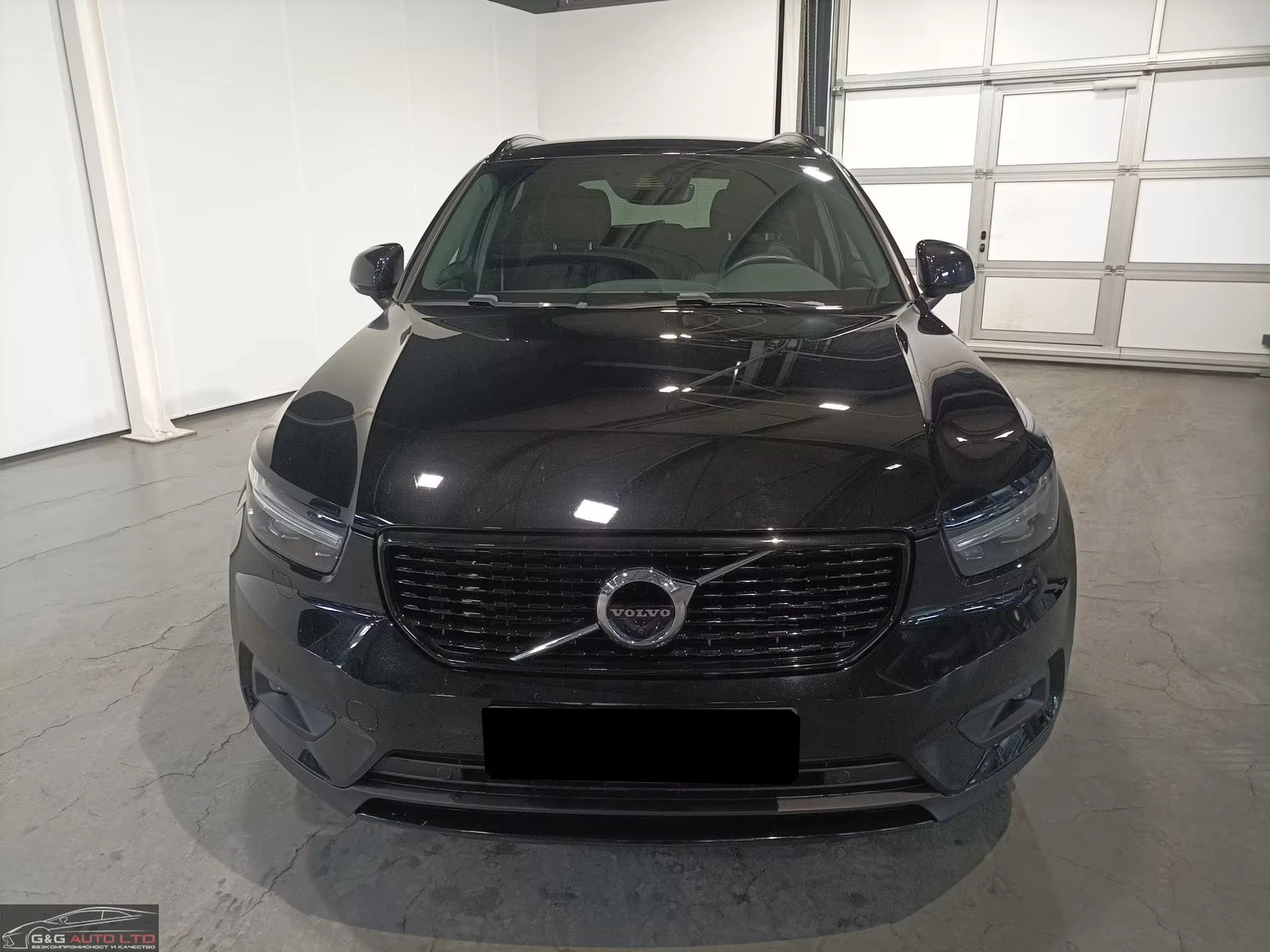 Volvo XC40 T5/R-DESIGN/262HP/PHEV/LED/NAVI/360/H&K/AMBI/621f - изображение 2