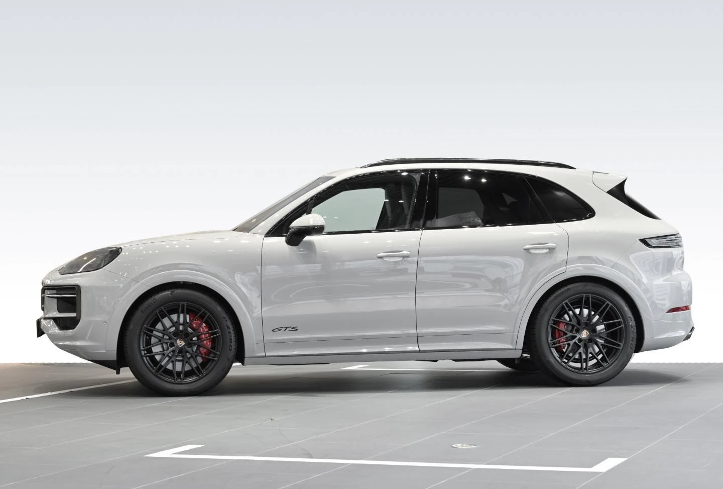 Porsche Cayenne GTS/FACELIFT/SPORT CHRONO/BOSE/PANO/MATRIX/360/HUD - изображение 4