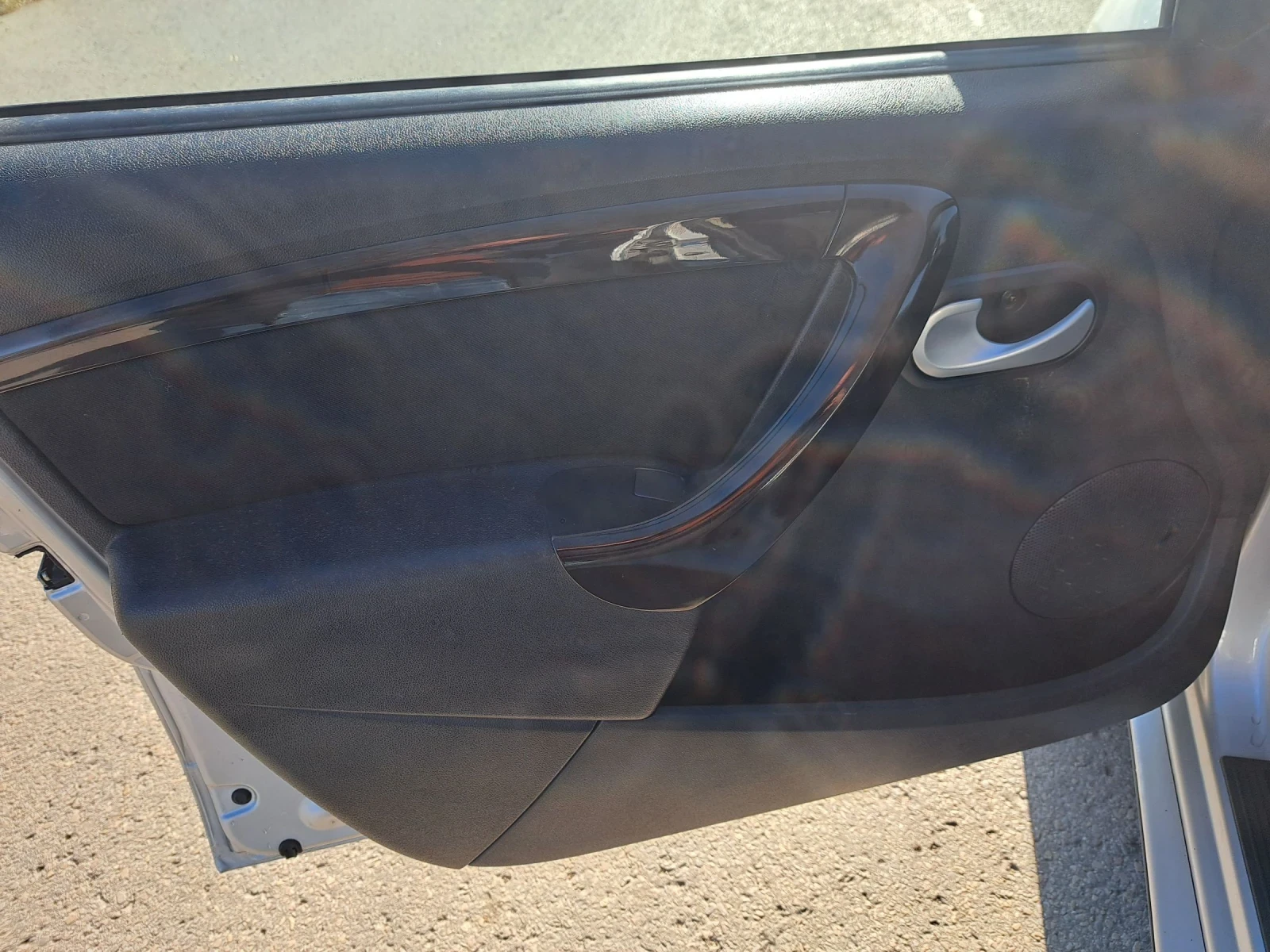 Dacia Duster 1.6i- - изображение 8