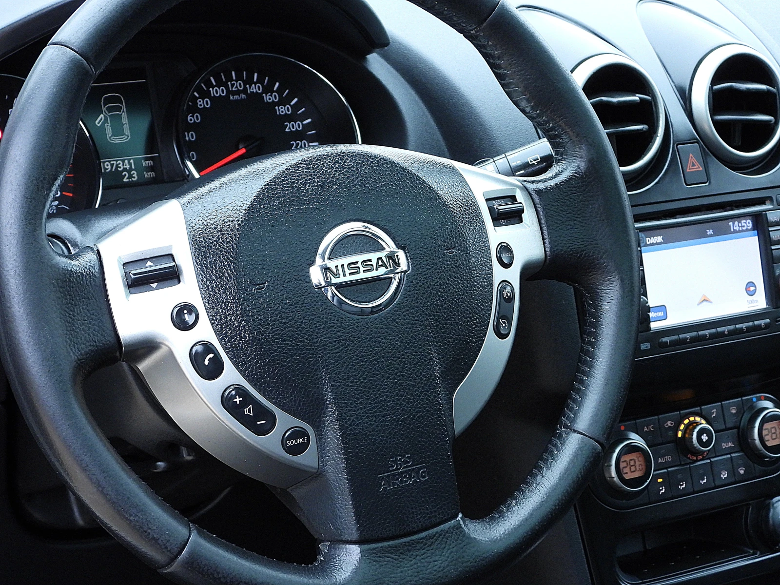 Nissan Qashqai 2.0���������/LUX/4x4 | Mobile.bg � ����������� 8