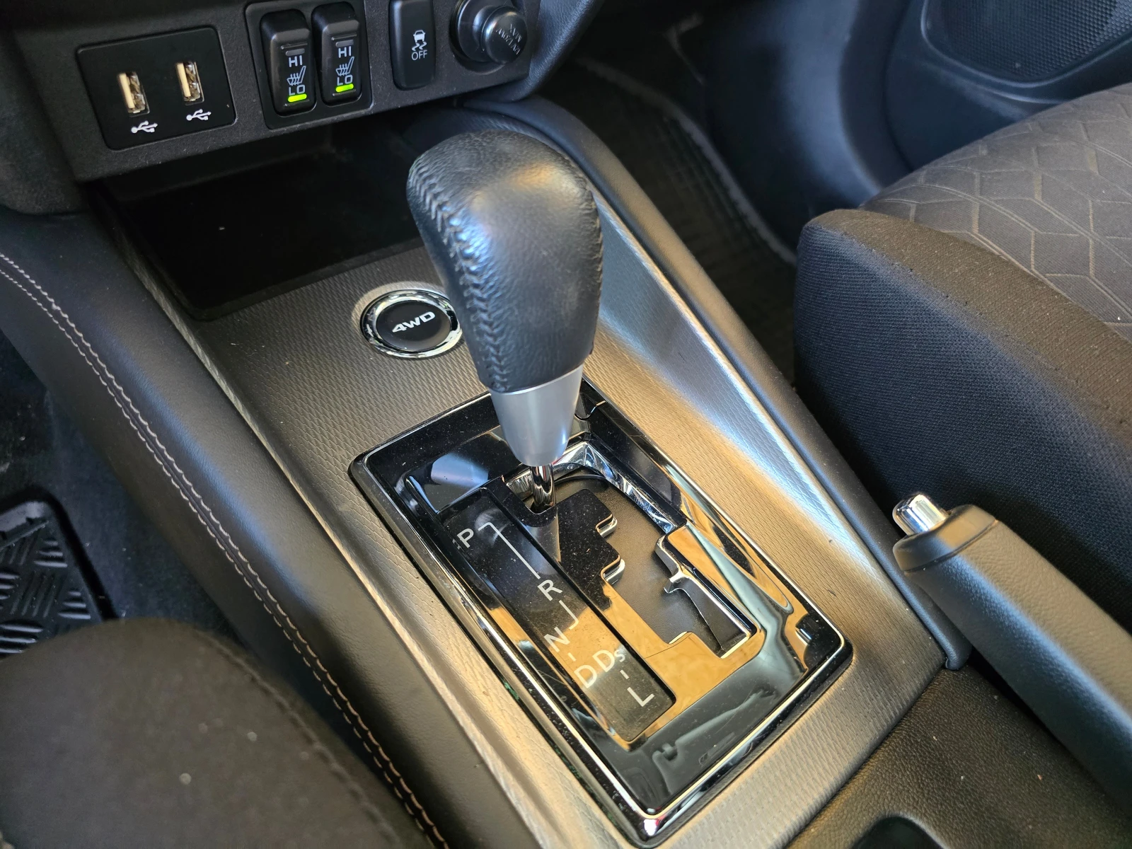 Mitsubishi ASX Sport 2.0i/4x4/Лизинг/, снимка 15 - Автомобили и джипове - 53722023