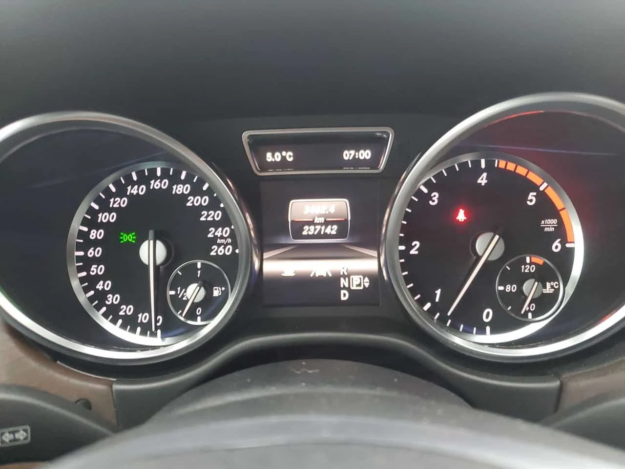 Mercedes-Benz ML 350 * 4MATIC 4dr BlueTEC * CARFAX * ���� �� �� | Mobile.bg � ����������� 7